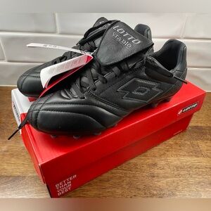 Lotto Stadio III men’s soccer cleats New In Box size 6.5